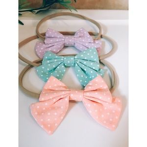[BOUTIQUE] polka dot bows on nylon headband